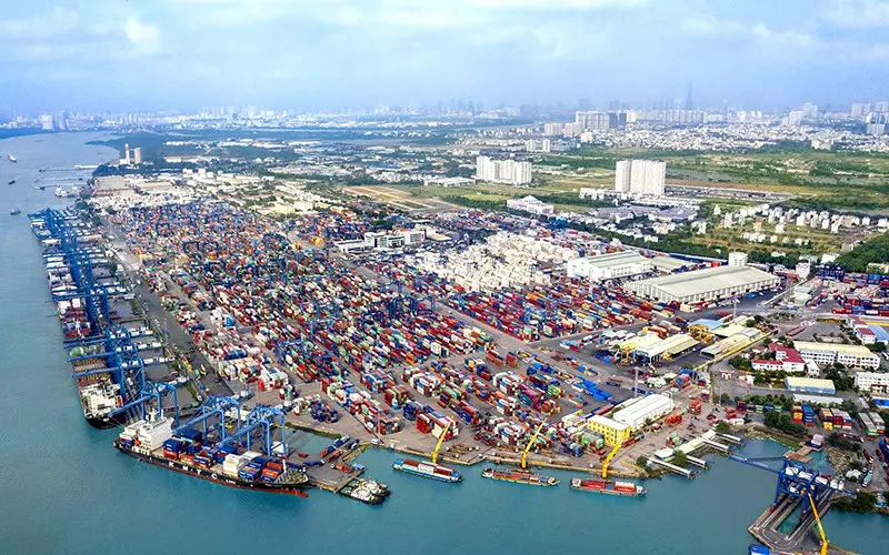 Cảng Cát Lái là cảng container lớn nhất của TPHCM