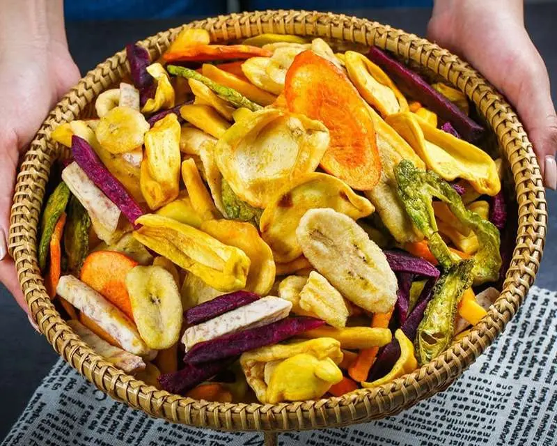 Doanh nghiệp cần hiểu rõ thủ tục nhập khẩu trái cây sấy khô