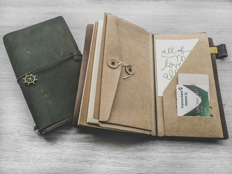 Lưu ý quan trọng về dán nhãn nhập khẩu sổ tay